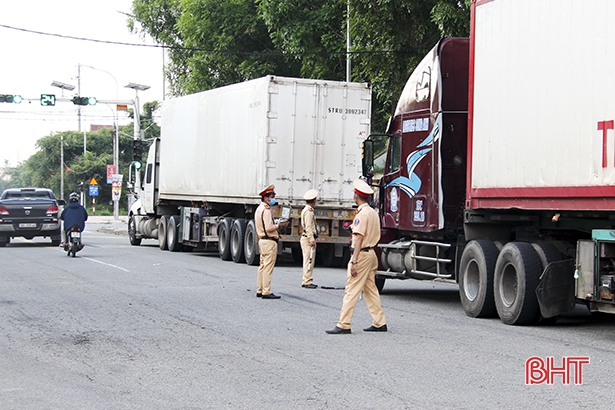 Hà Tĩnh: Chưa phát hiện xe quá tải trọng lưu thông trên tỉnh lộ 552