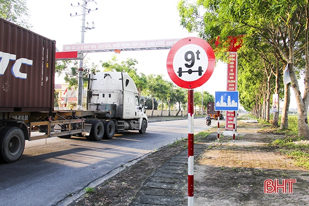 Hà Tĩnh: Chưa phát hiện xe quá tải trọng lưu thông trên tỉnh lộ 552