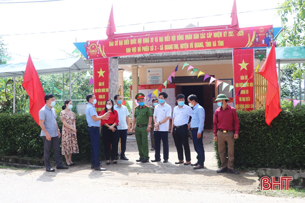 Người dân trên tuyến biên giới Hà Tĩnh háo hức chờ ngày đi bỏ phiếu