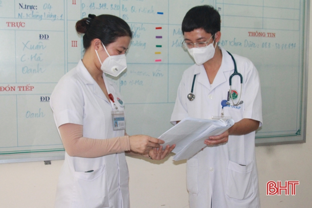 Cứu sống nhiều trẻ sinh non trong điều kiện phòng dịch nghiêm ngặt ở BVĐK Hà Tĩnh