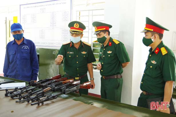 Duy trì nghiêm chế độ trực ban, trực sẵn sàng chiến đấu trong các đơn vị thuộc Bộ CHQS tỉnh Hà Tĩnh