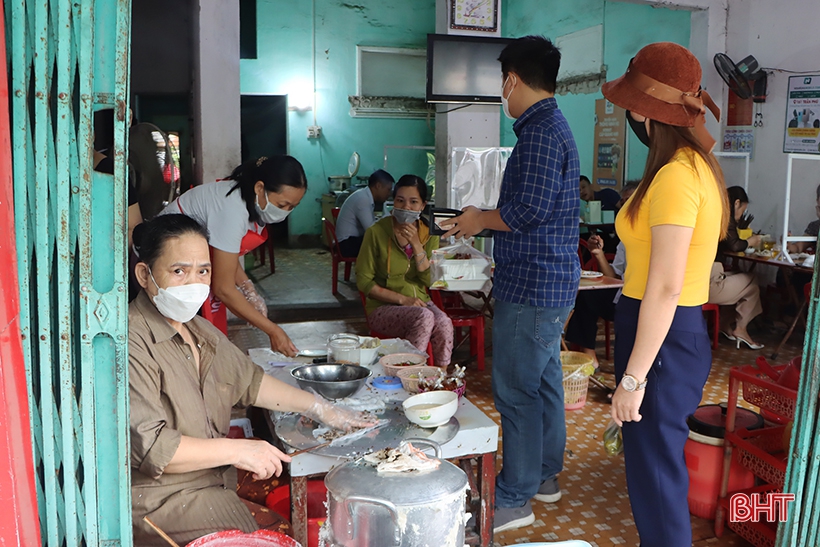 Nhiều dịch vụ ở Hà Tĩnh tất bật đón khách trở lại trong điều kiện phòng chống dịch