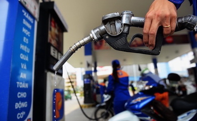 Giá xăng, dầu đồng loạt giảm mạnh