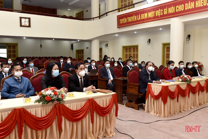 60 học viên Hà Tĩnh tham gia lớp Cao cấp lý luận chính trị, khoá học 2021-2023