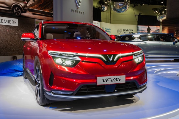 Đánh giá ô tô điện VinFast VF e35 mẫu SUV hạng D 5 chỗ