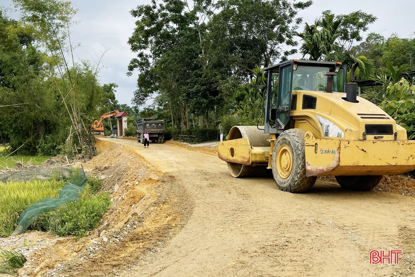 Người dân Vũ Quang tích cực hưởng ứng “100 ngày cao điểm xây dựng nông thôn mới