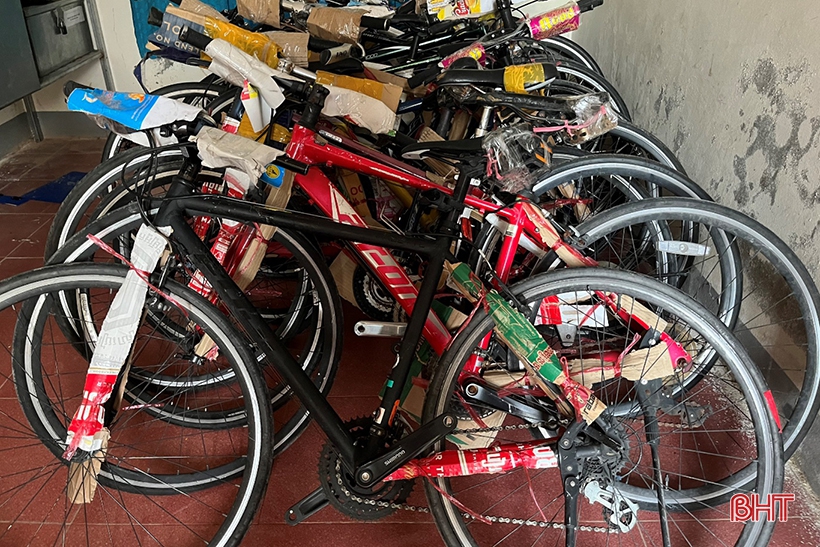 Thu giữ nhiều xe đạp nhập lậu lưu thông qua Hà Tĩnh