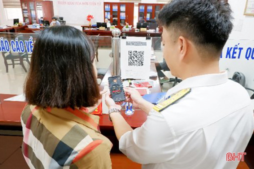 Cá nhân, hộ kinh doanh Hà Tĩnh trải nghiệm tiện ích nộp thuế điện tử qua eTax Mobile