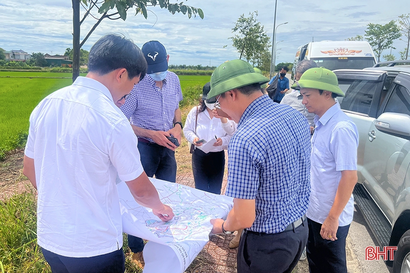 Đoàn công tác ADB khảo sát các hạng mục dự án tại TP Hà Tĩnh