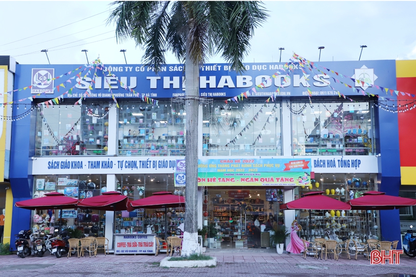 Siêu thị Habooks - “Thiên đường” hấp dẫn cho những người yêu sách ở TP Hà Tĩnh