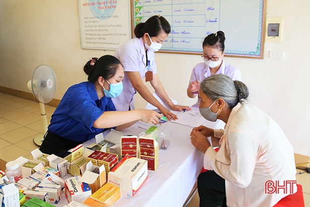 Các tổ chức, đơn vị khám và cấp phát thuốc miễn phí cho người dân Hà Tĩnh