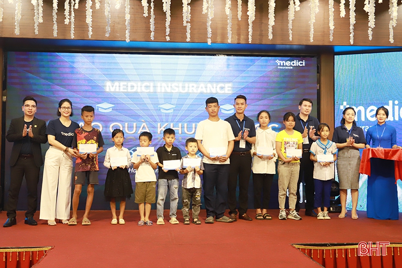 Medici Insurance khai trương văn phòng - phát triển đội ngũ phân phối bảo hiểm ứng dụng công nghệ tại Hà Tĩnh