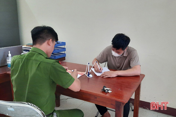 Một công dân ở Lộc Hà bị xử phạt 5 triệu đồng vì thả diều gây chập điện