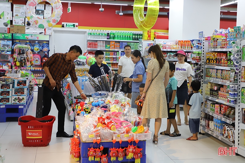 Các điểm vui chơi, mua sắm tại TP Hà Tĩnh nhộn nhịp ngày đầu nghỉ lễ 2/9