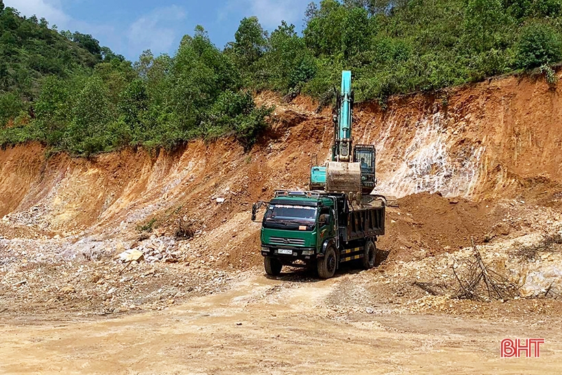Hà Tĩnh đóng cửa 6 mỏ khai thác khoáng sản
