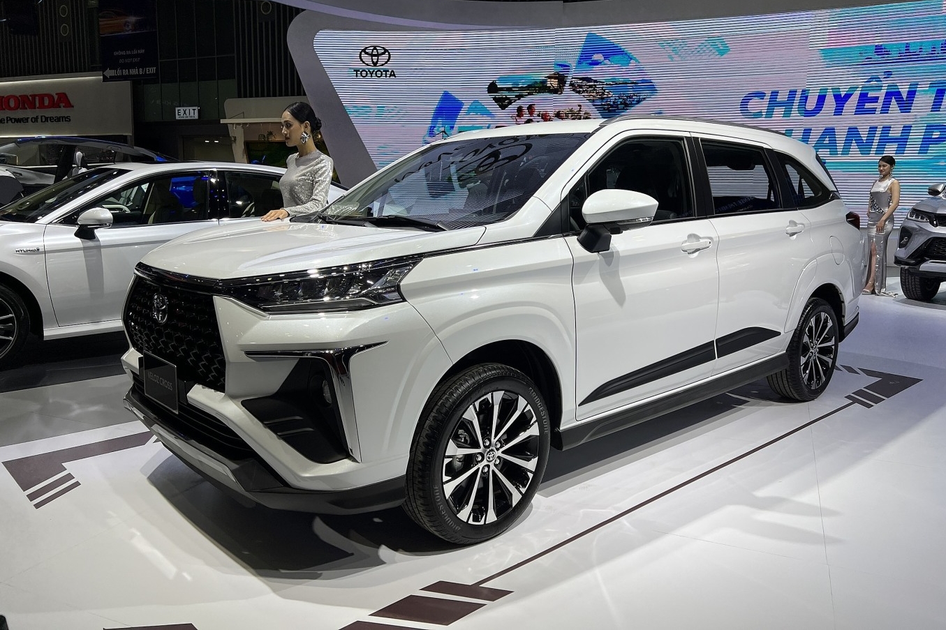 Toyota Veloz bản lắp ráp tại Việt Nam sẽ bán cuối năm