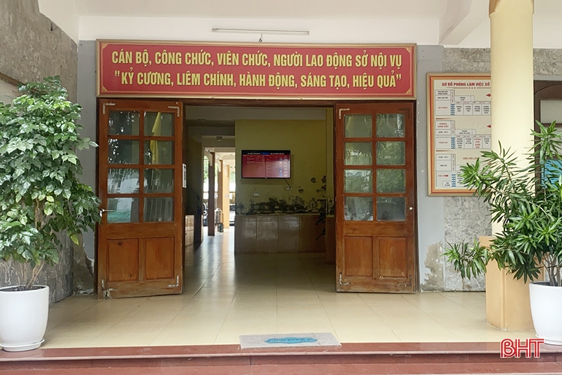 Công sở không khói thuốc góp phần xây dựng cơ quan văn hóa ở Hà Tĩnh