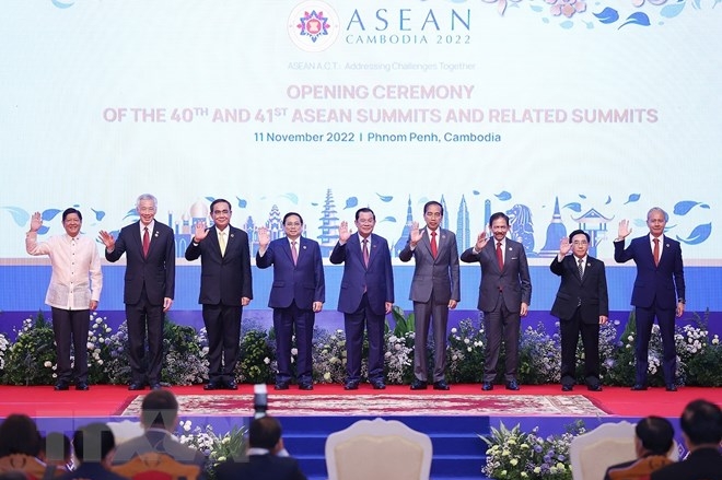Chính thức khai mạc Hội nghị Cấp cao ASEAN lần thứ 40, 41