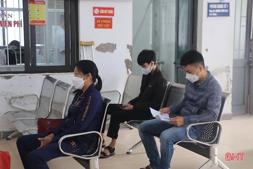 Xây dựng môi trường không khói thuốc lá ở Bệnh viện Y học cổ truyền Hà Tĩnh