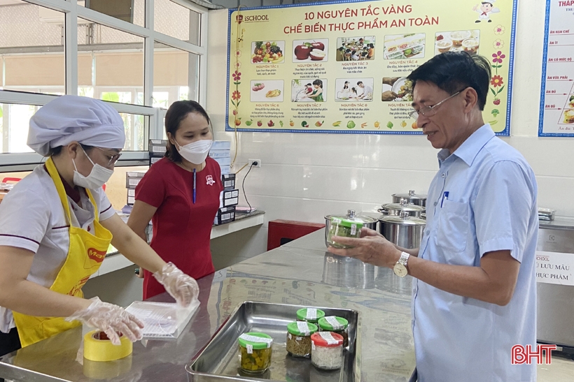 Kiểm soát chặt chẽ nguồn cung thực phẩm bếp ăn trường học ở Hà Tĩnh