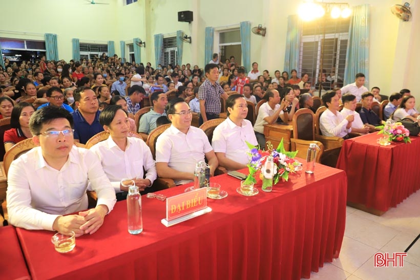 Liên hoan các CLB dân ca ví, giặm huyện Hương Sơn