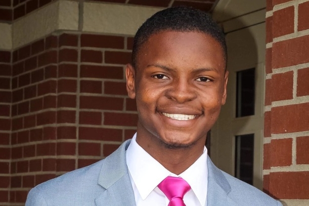Sinh viên 18 tuổi trở thành thị trưởng da màu trẻ nhất lịch sử Mỹ