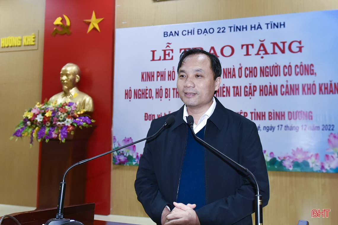 Trao hỗ trợ xây dựng 120 ngôi nhà cho các gia đình khó khăn ở Hà Tĩnh