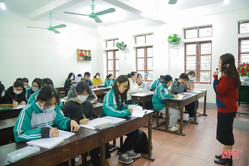 Nữ sinh TP Hà Tĩnh giành danh hiệu Học sinh 3 tốt” của Trung ương Đoàn