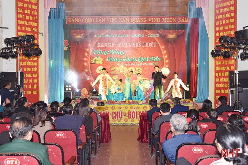Ấn tượng chương trình nghệ thuật mừng Đảng - mừng xuân ở Lộc Hà