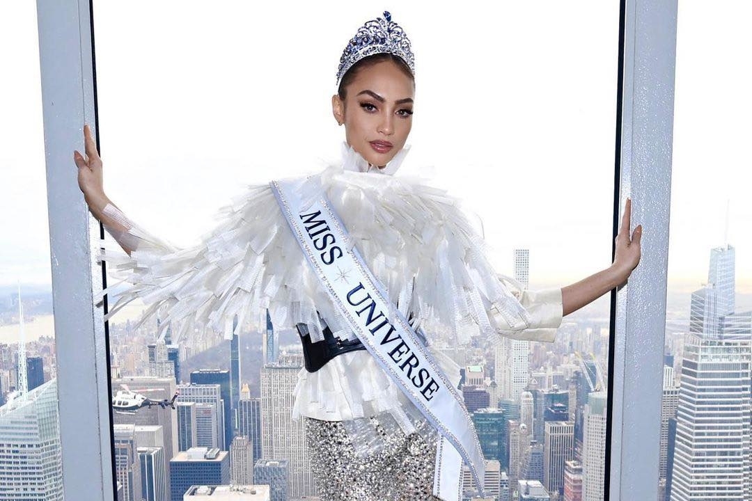 Miss Universe 2022 chuộng đồ làm từ nguyên liệu tái chế
