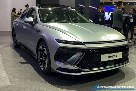Hyundai Sonata 2024 tạo sức hút đặc biệt trong lần đầu ra mắt công chúng