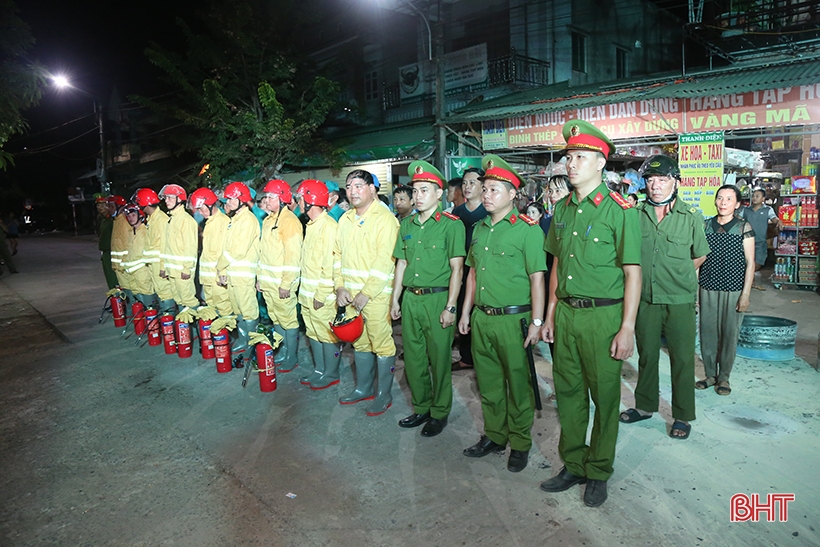 39 tổ liên gia ở Hà Tĩnh đồng loạt thực tập phương án phòng cháy, chữa cháy toàn quốc