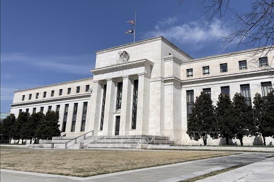 Fed không tăng lãi suất và duy trì chính sách tiền tệ thắt chặt đến năm 2024