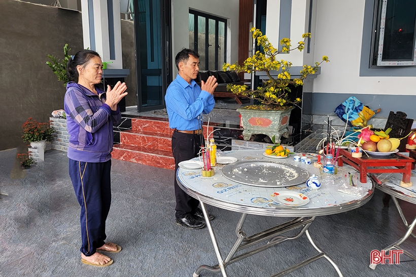Người dân Hà Tĩnh phấn khởi đón tết đầu tiên trong khu tái định cư cao tốc Bắc - Nam